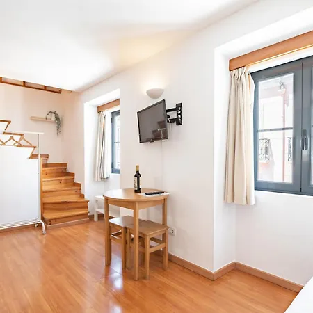 Alegria Center Apartman *